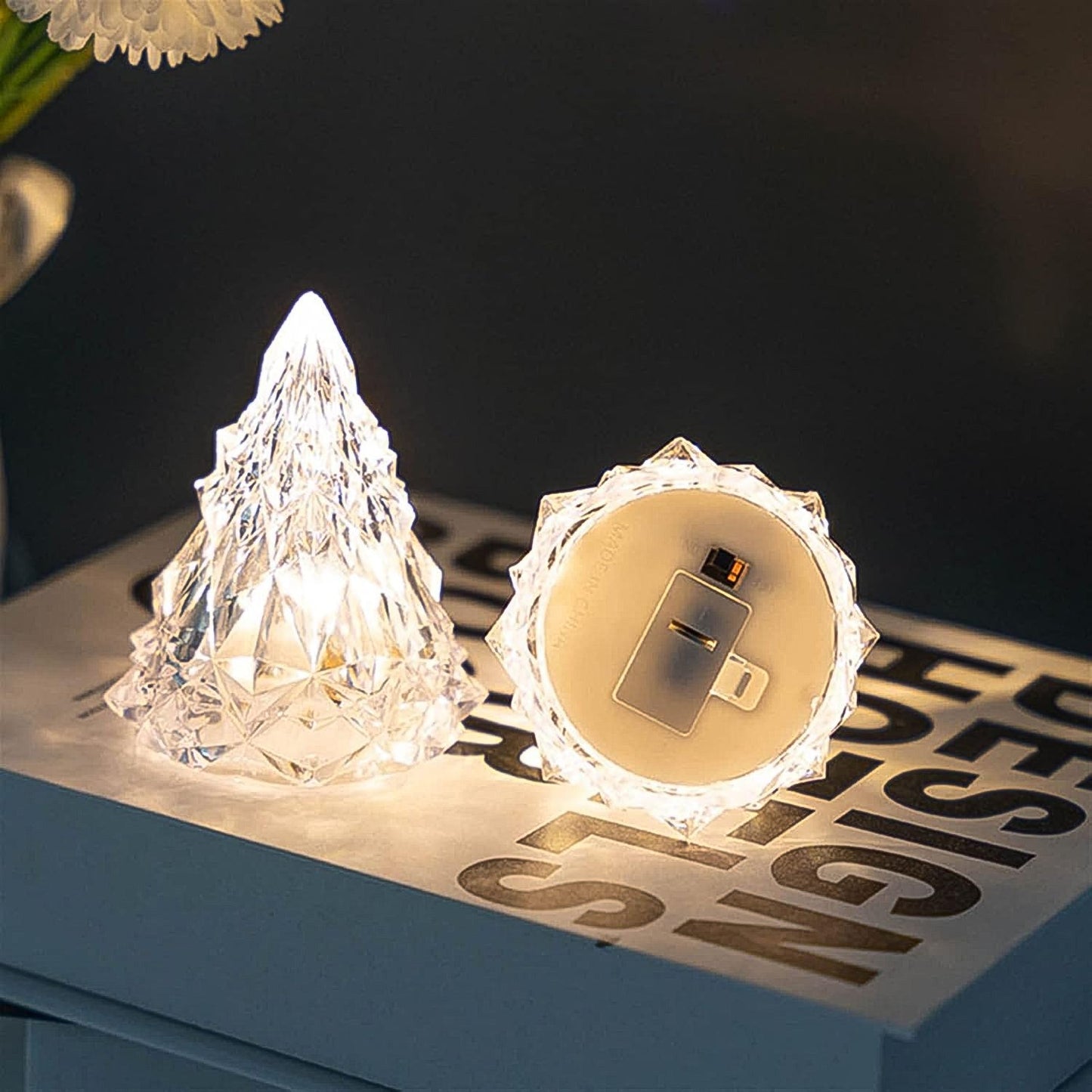 Iceberg Pyramid Candle Light