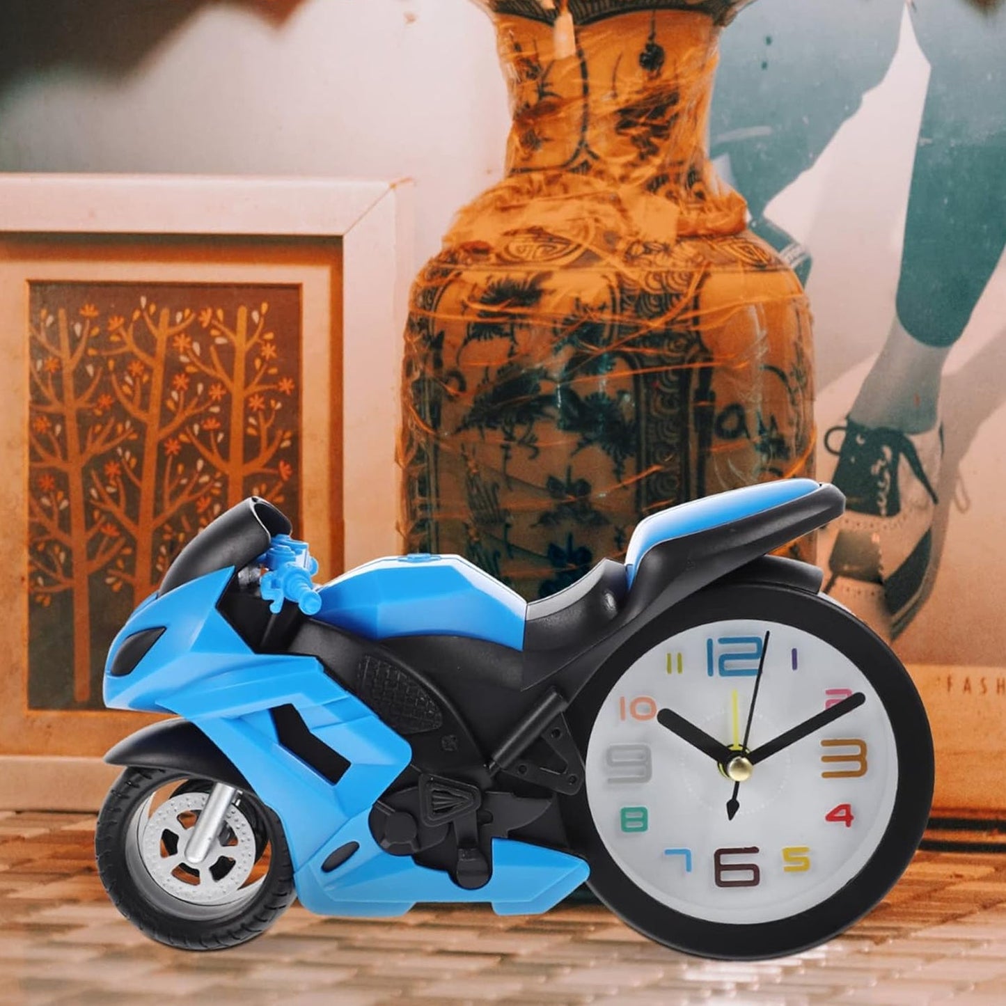 Retro Motorcycle Alarm Clock – Novelty Bike Engine Style Desk Clock
