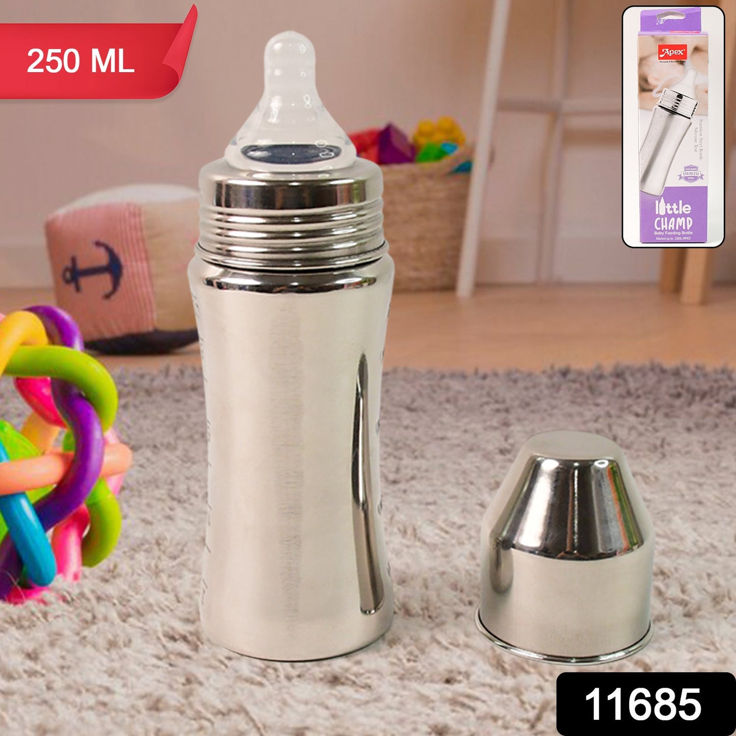 Little baby feeding hero bottle